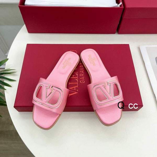 Picture of Valentino Slippers _SKUValentinosz35-40XC050468